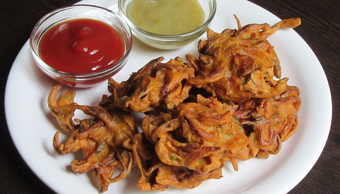 Bhajiyas or Pakoras